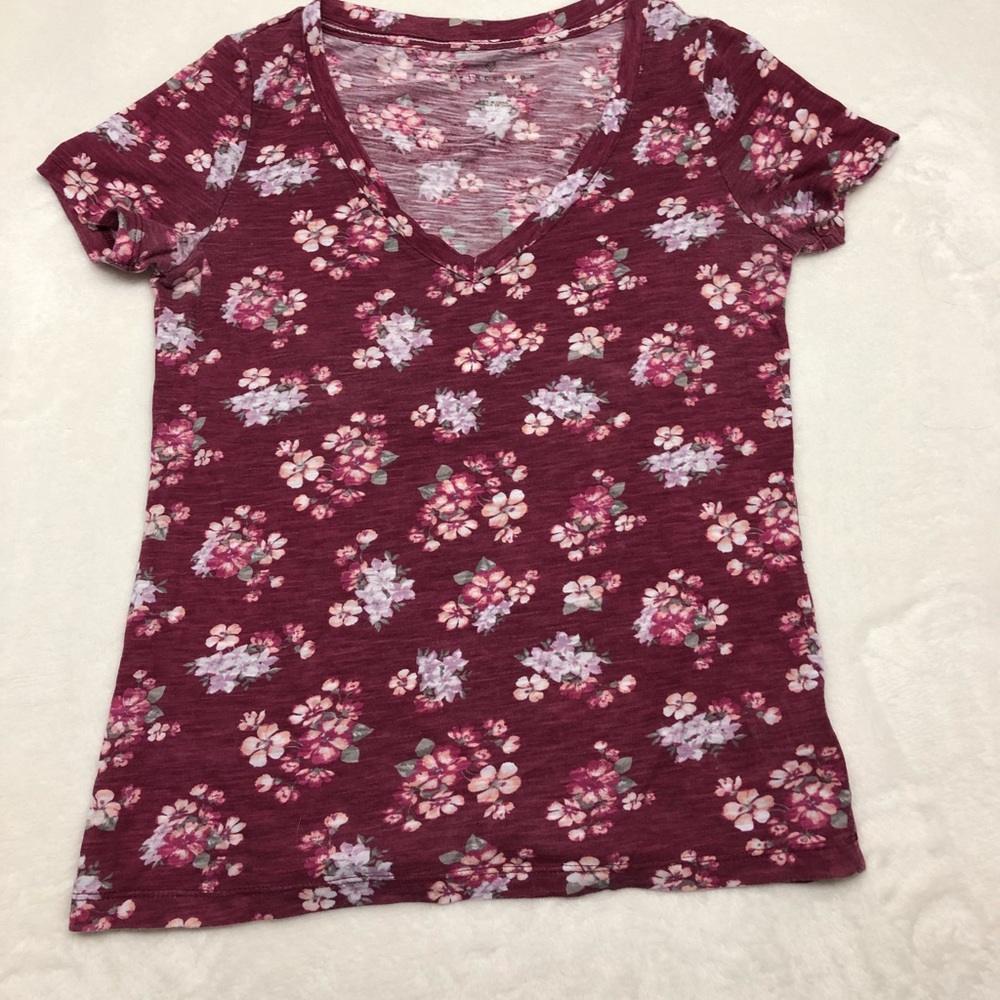 T-shirt with pink floral print
